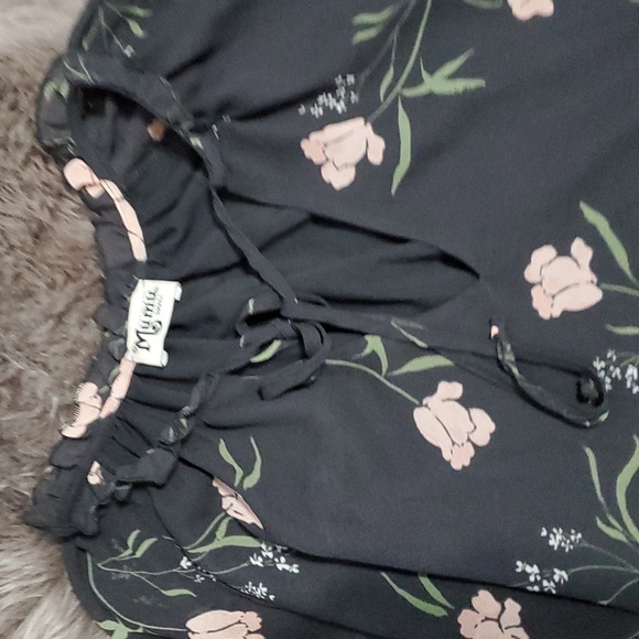 Floral Long Sleeves Mini Dress Black - Picture 6 of 7